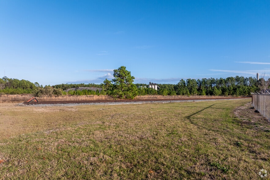 More Photos Of 0 Blasius Rd, Jacksonville Land For Lease