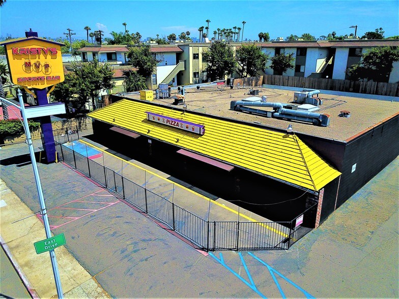 More Photos Of 3225 Midway Dr, San Diego Restaurant For Sale