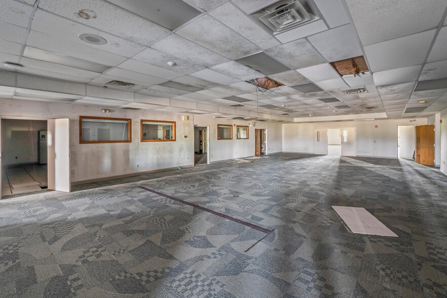 More Photos Of 614 Union Rd, Vineland Office For Sale