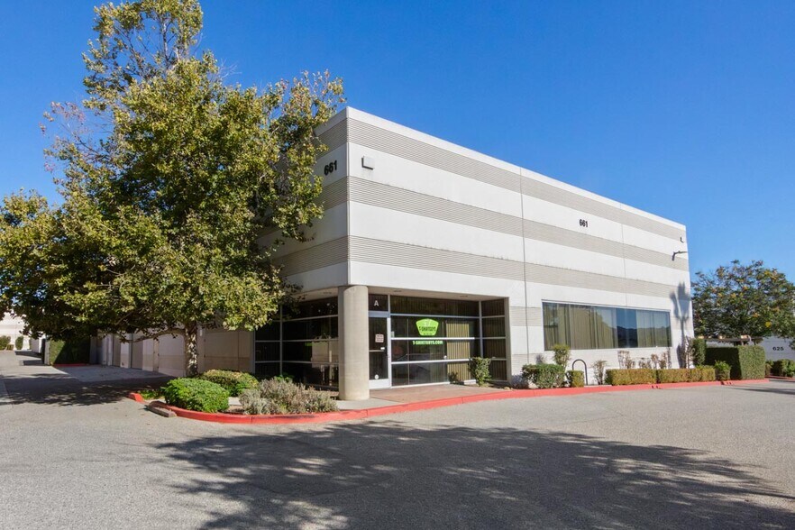 Primary Photo Of 661 Cochran St, Simi Valley Manufacturing For Sale
