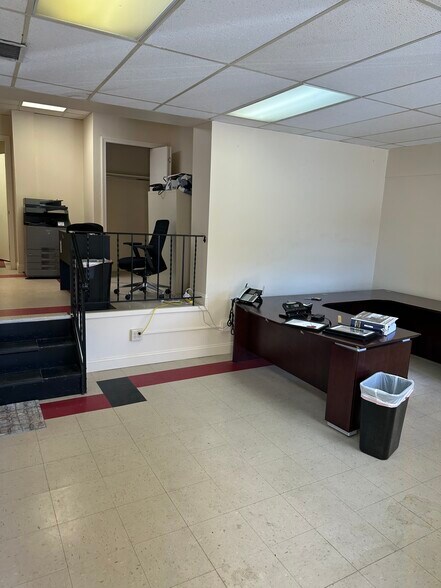 More Photos Of 3310 Kent Rd, Stow Unknown For Lease