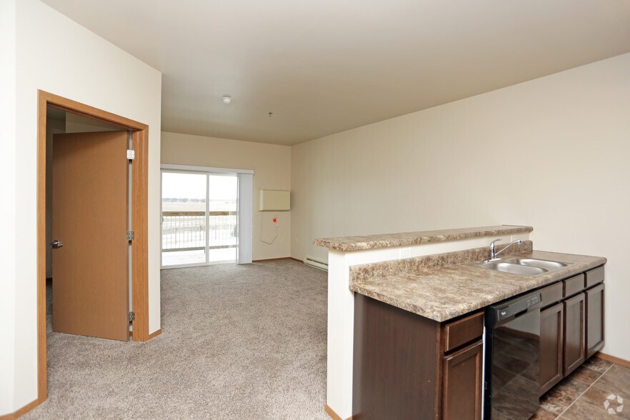 More Photos Of 1300-1302 Quiniela Dr, North Sioux City Apartments For Sale