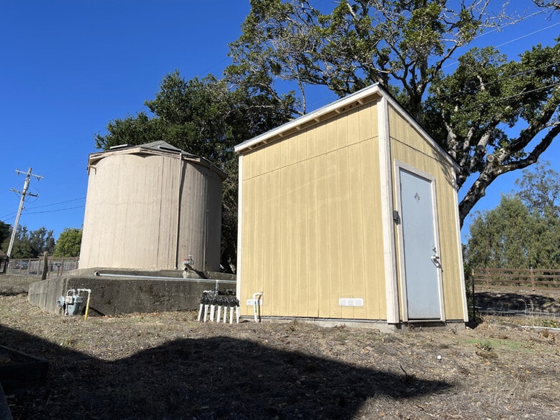 More Photos Of 365 Kuck Ln, Petaluma Specialty For Sale