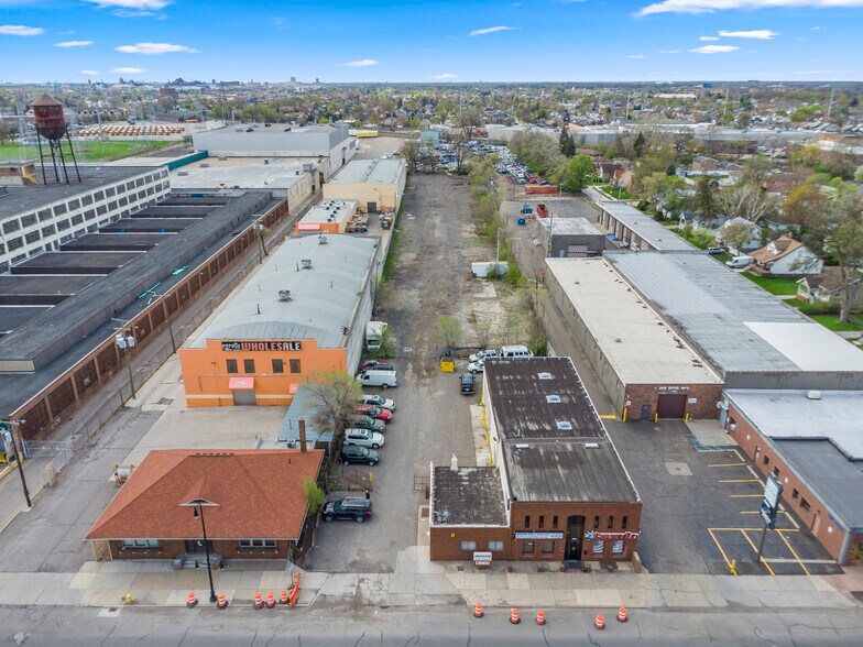 More Photos Of 14321 W Warren Ave, Dearborn Land For Lease