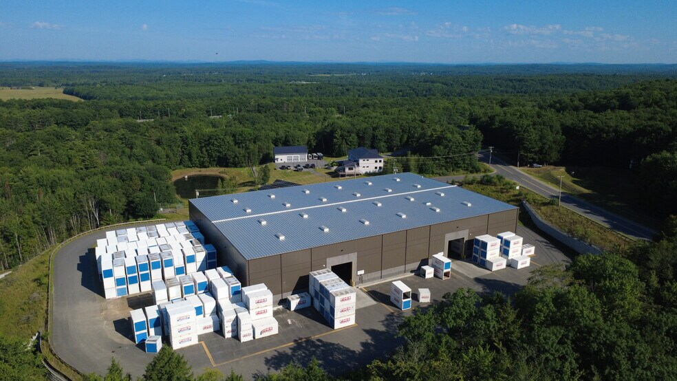 More Photos Of 6 Commerce St, Gardiner Manufacturing For Lease
