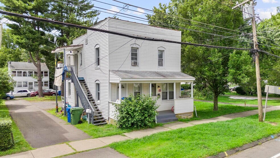 Primary Photo Of 273 Main St, Cromwell Apartments For Sale