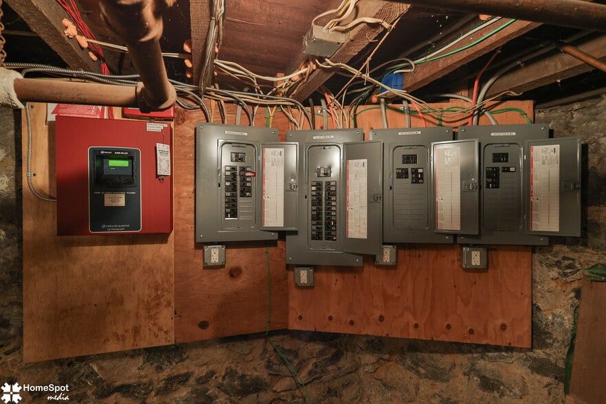 More Photos Of 1337 Washington St, Easton Multifamily For Sale