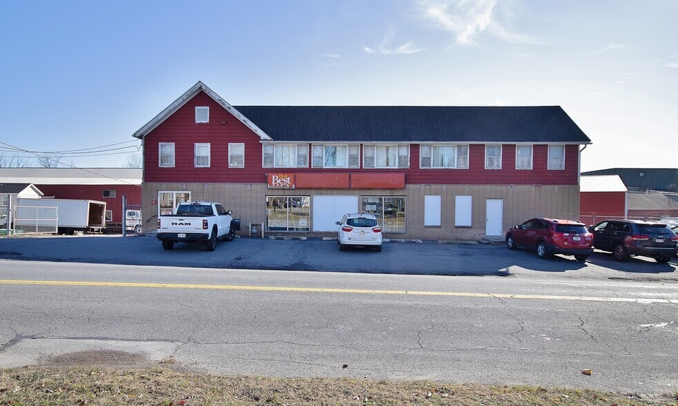 More Photos Of 24 Sands Station Rd, Middletown Freestanding For Sale