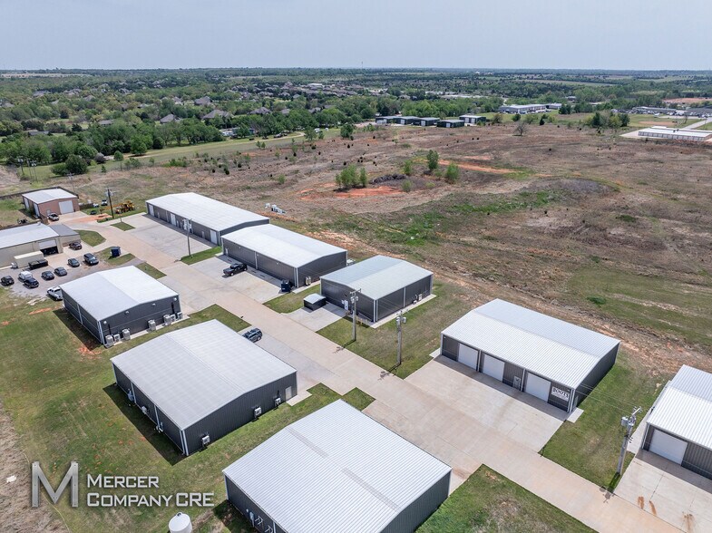More Photos Of 240 Silver Ln, Edmond Warehouse For Sale