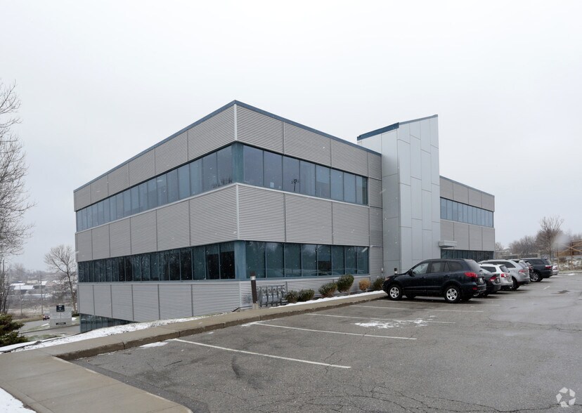 More Photos Of 487 Riverbend Dr, Kitchener Office For Lease