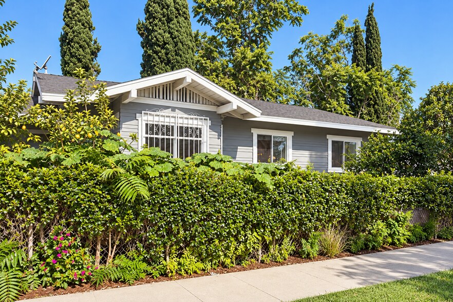 Primary Photo Of 6411 Willis Ave, Van Nuys Dormitory For Sale