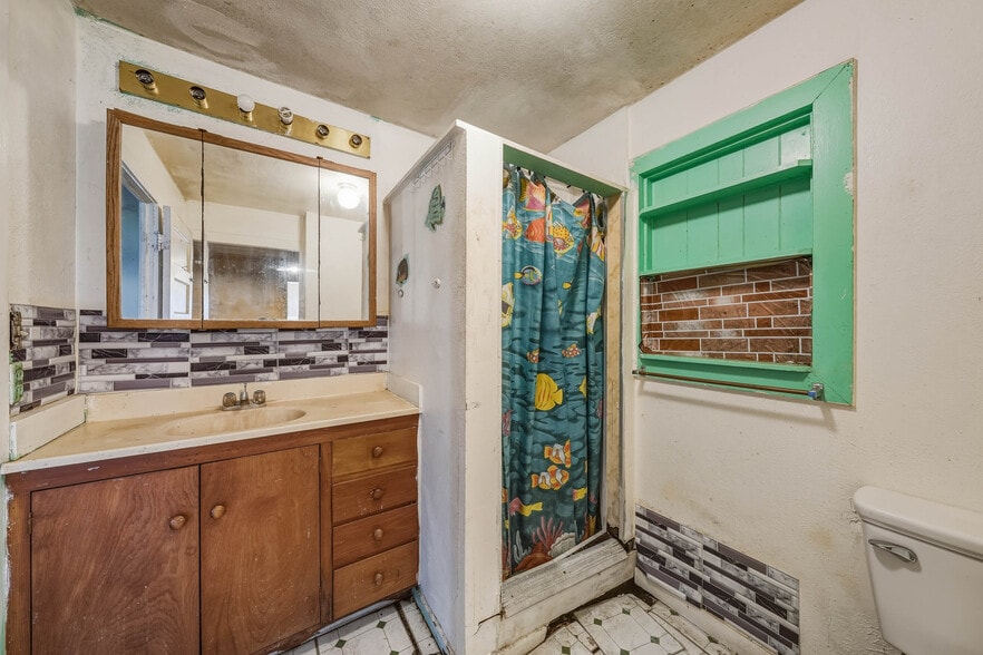 More Photos Of 3527 CA-20 Hwy, Upper Lake Flex For Sale