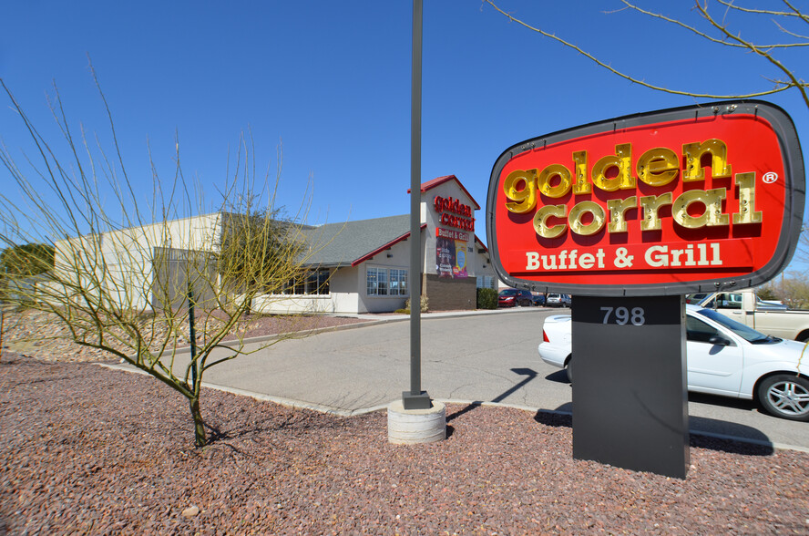 Primary Photo Of 798 S Highway 92, Sierra Vista Restaurant For Sale