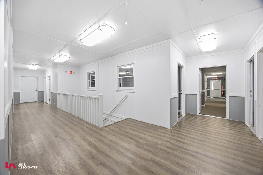 More Photos Of 1364 Candler Rd, Gainesville Truck Terminal For Lease