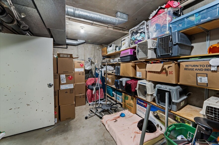 More Photos Of 160 E 4800 S, Salt Lake City Storefront Retail Office For Sale