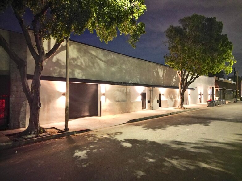 Primary Photo Of 527-525 W Windsor rd, Glendale Industrial For Sale