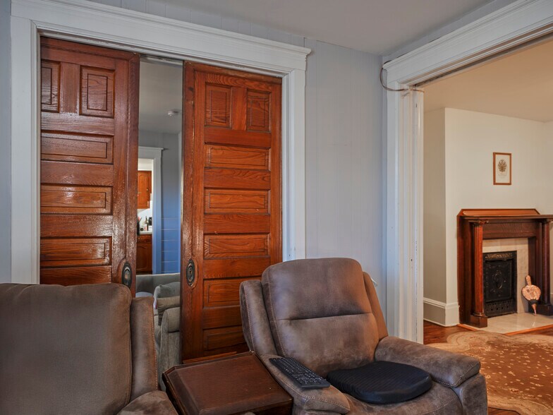 More Photos Of 2105 State Route 31, Glen Gardner Specialty For Sale