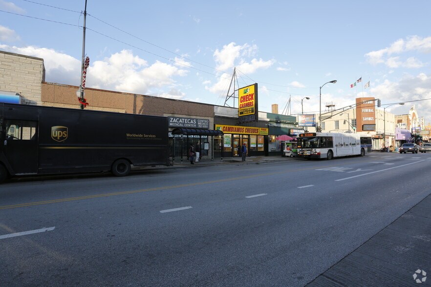 More Photos Of 4000-4008 W 26th St, Chicago Storefront For Lease