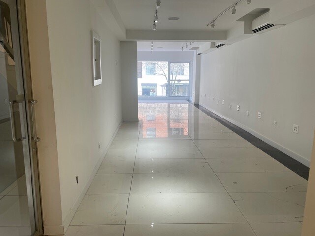 More Photos Of 768 Madison Ave, New York Office For Lease