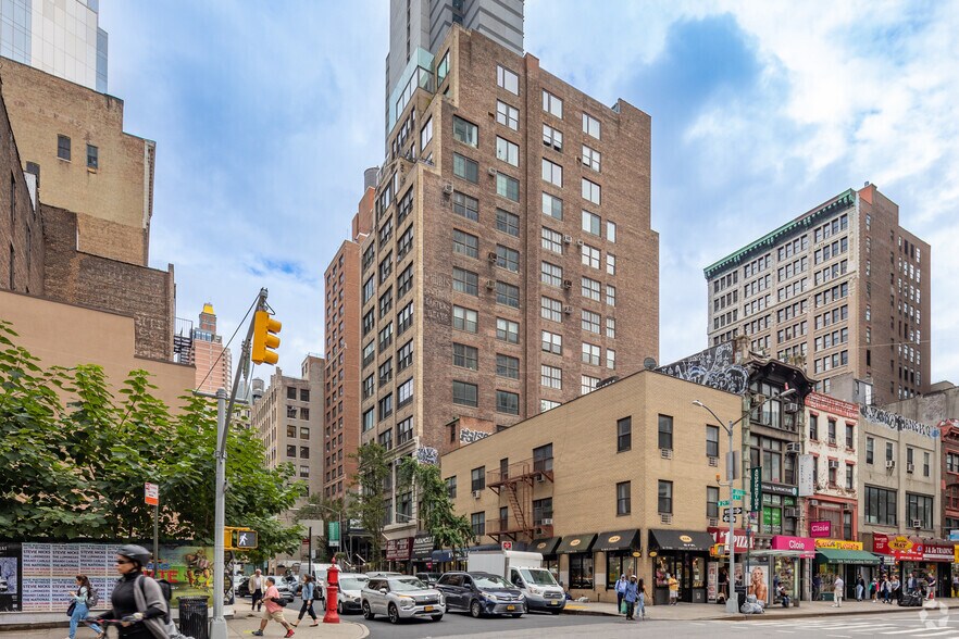 Primary Photo Of 46-50 W 29th St, New York Apartments For Lease