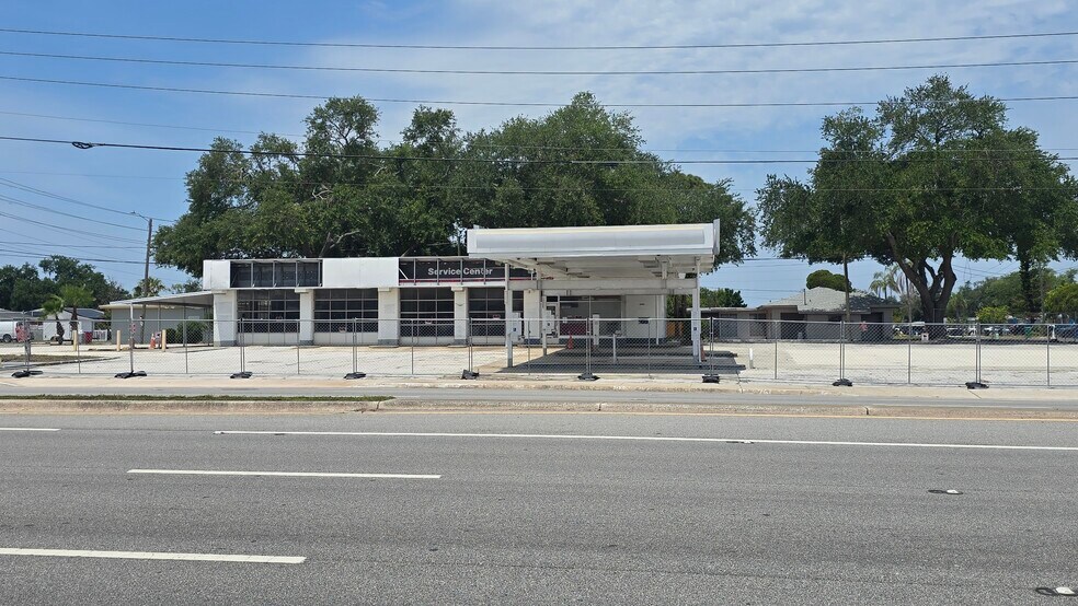 More Photos Of 6390 Seminole Blvd, Seminole Service Station For Sale