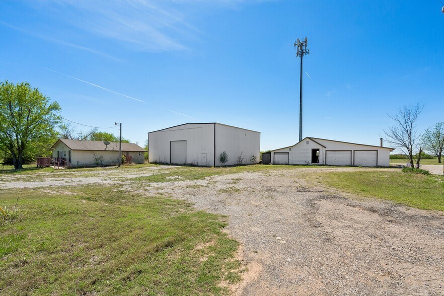 More Photos Of 11113 S Sunnylane Rd, Oklahoma City Warehouse For Sale