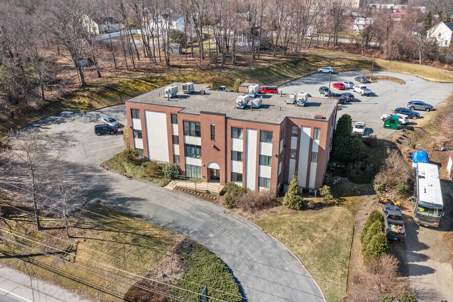 More Photos Of 320 Bolton St, Marlborough Healthcare For Lease
