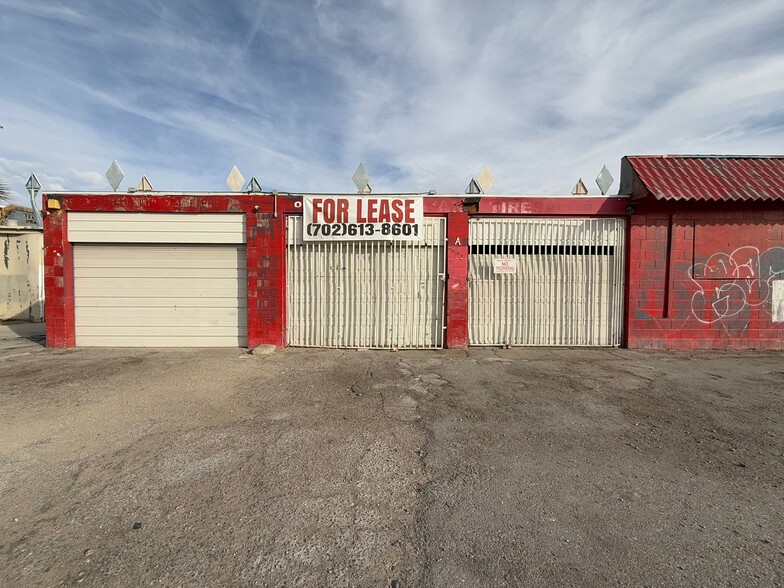 Primary Photo Of 1961 E Charleston Blvd, Las Vegas Carwash For Lease