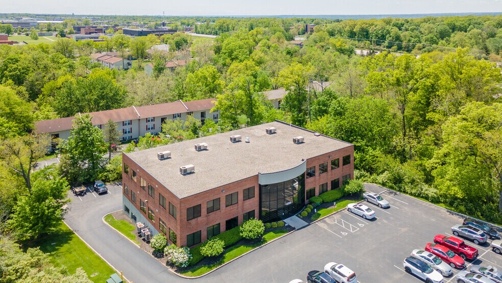 More Photos Of 6355 E Kemper Rd, Sharonville Office For Sale