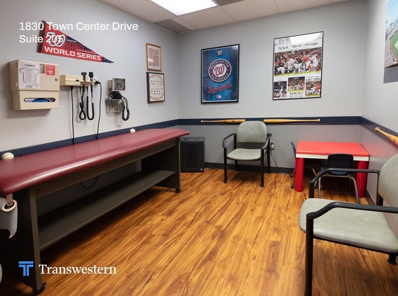 More Photos Of 1830 Town Center Dr, Reston Medical For Sale