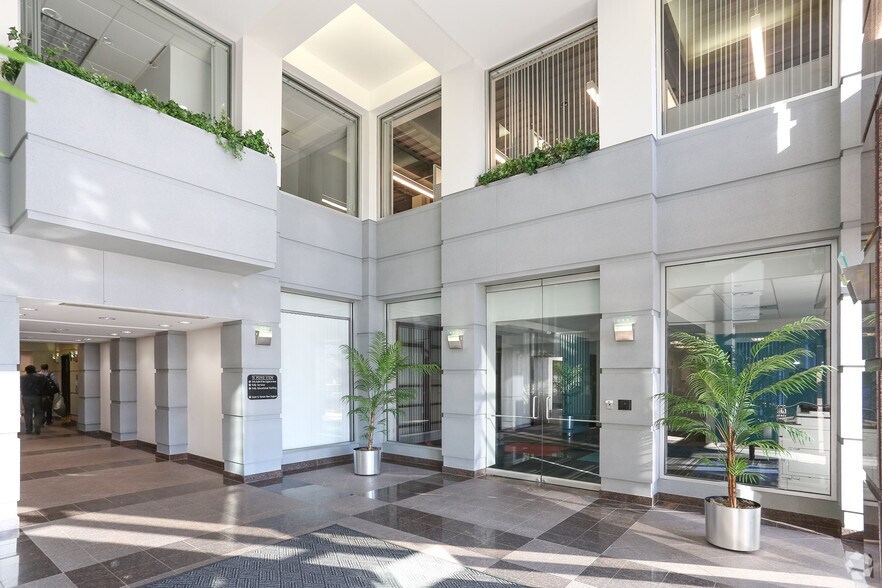 More Photos Of 76 Batterson Park Rd, Farmington Office For Lease