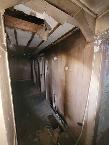 More Photos Of 1823 W 8th St, Muncie Multifamily For Sale