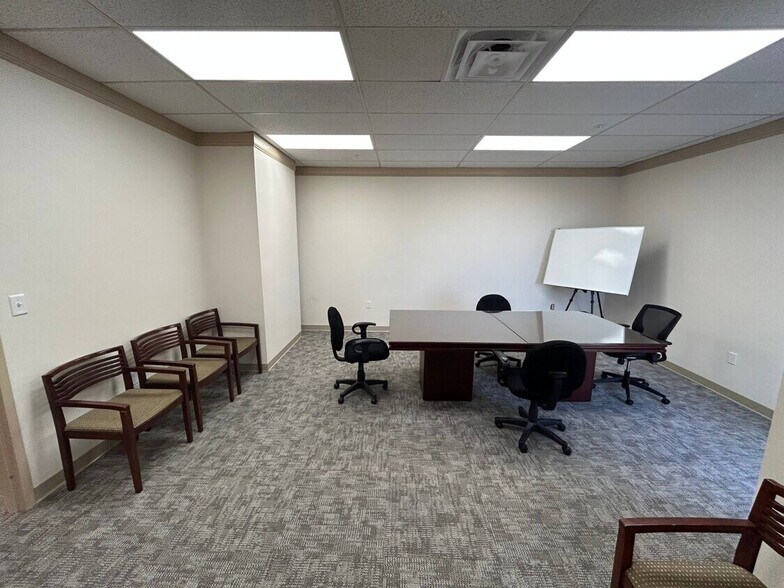 More Photos Of 5275 E Trindle Rd, Mechanicsburg Medical For Lease