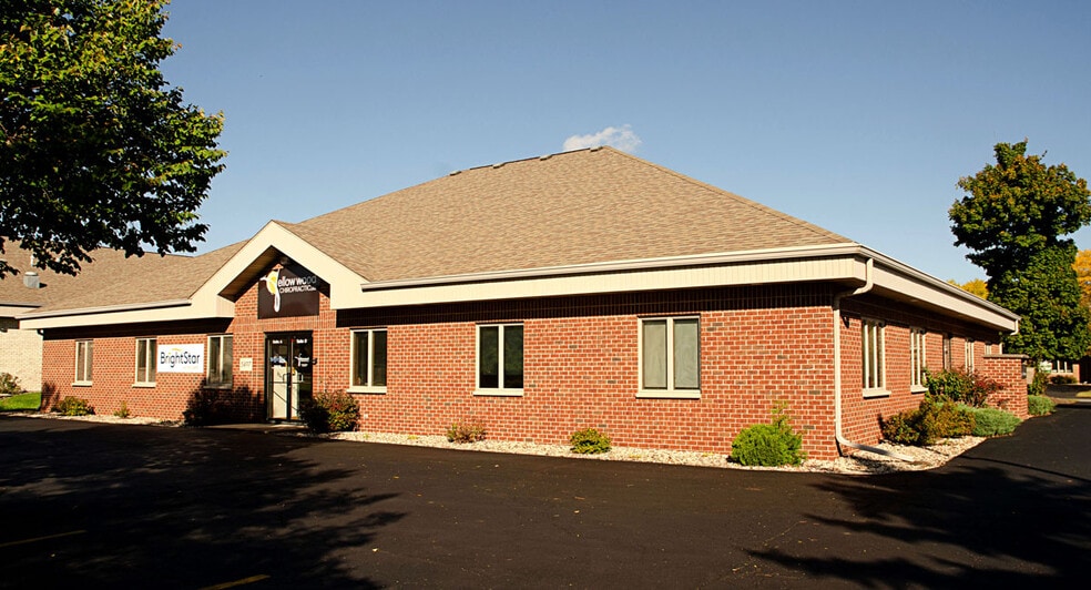 More Photos Of 5793 W Grande Market Dr, Appleton Unknown For Lease