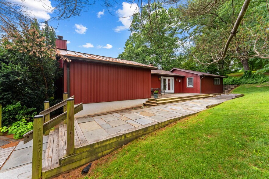 More Photos Of 72 Christmas Tree Ln, Washington Winery Vineyard For Sale