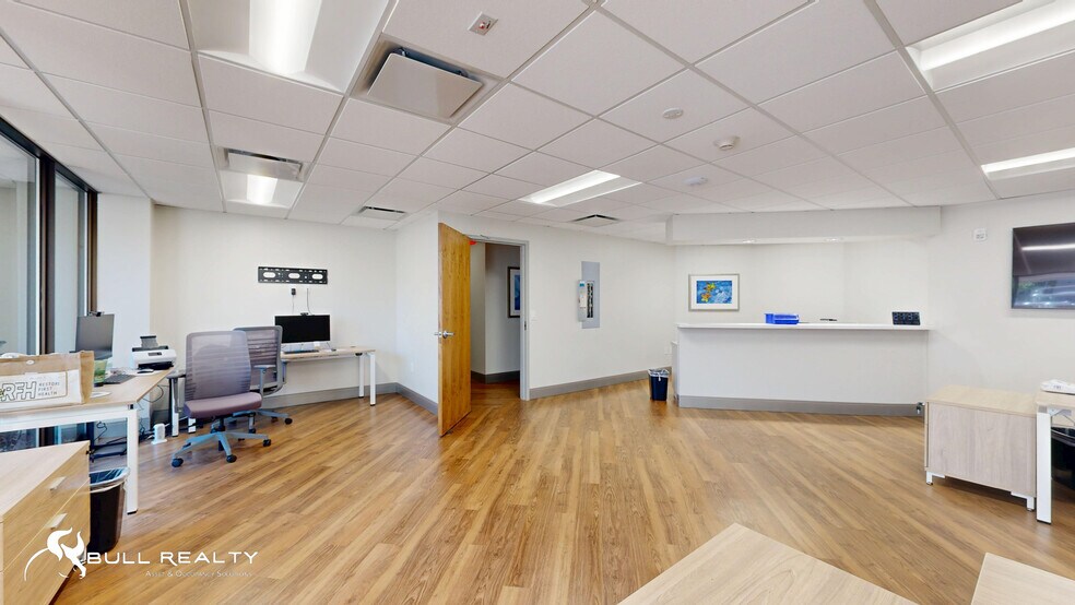 More Photos Of 2550 Windy Hill Rd SE, Marietta Medical For Lease