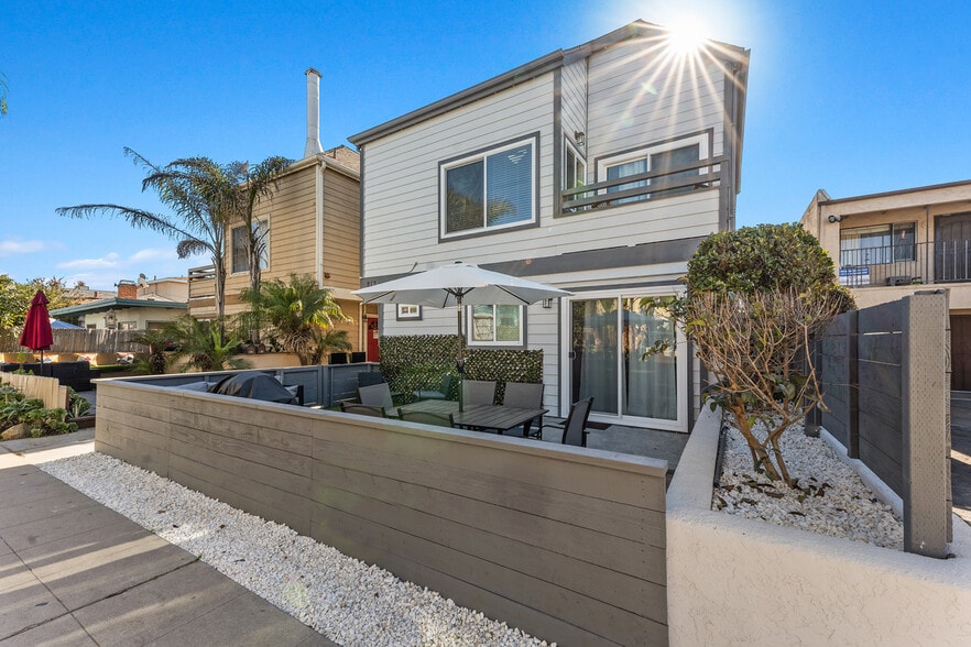 More Photos Of 813 Isthmus Ct, San Diego Apartments For Sale