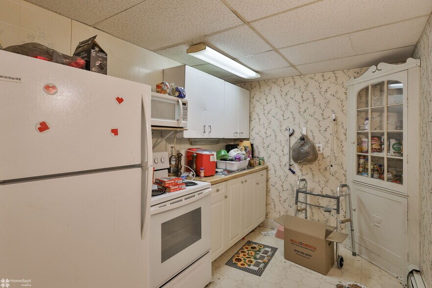 More Photos Of 214-216 W Ridge St, Lansford Apartments For Sale