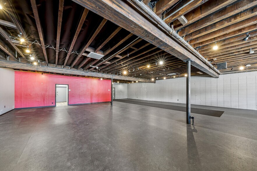 More Photos Of 2042 Lake Tahoe Blvd, South Lake Tahoe Unknown For Lease