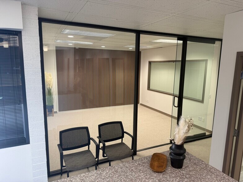 More Photos Of 23191-23193 La Cadena Dr, Laguna Hills Office For Sale