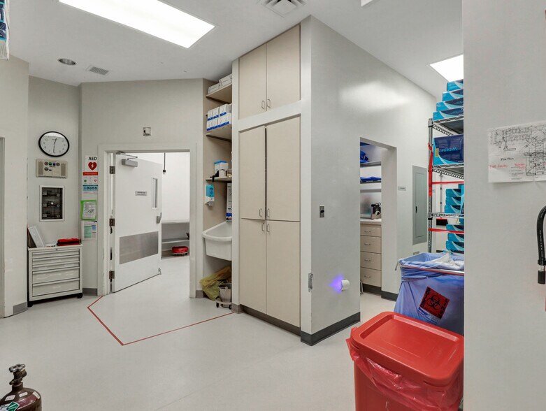 More Photos Of 2615 W Swann Ave, Tampa Medical For Lease