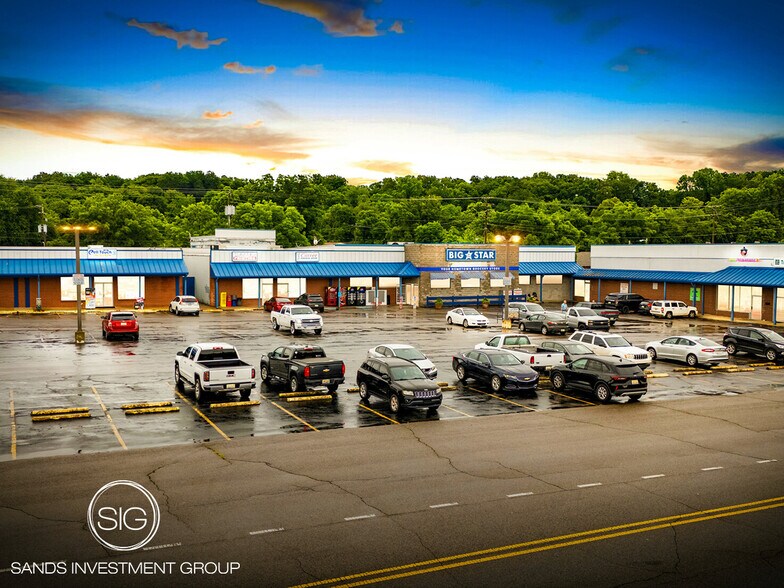 Primary Photo Of 306-318 Jackson Ave S, Russellville Storefront For Lease