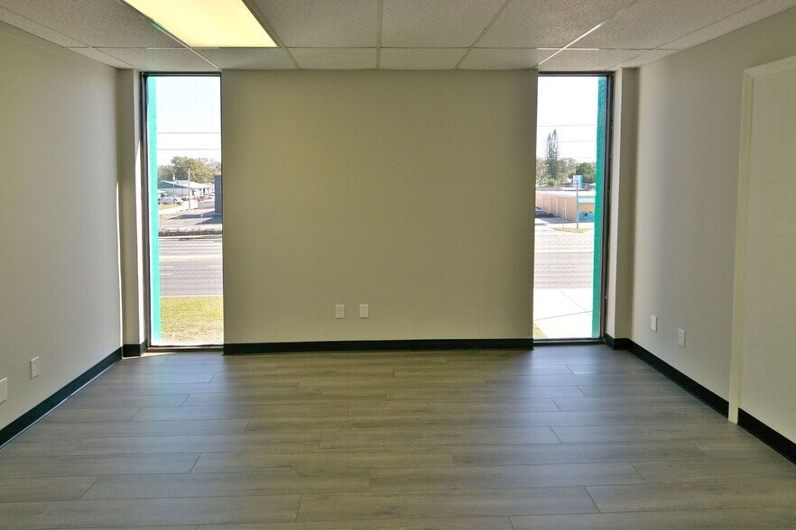 More Photos Of 5623 US Hwy 19, New Port Richey Office For Sale