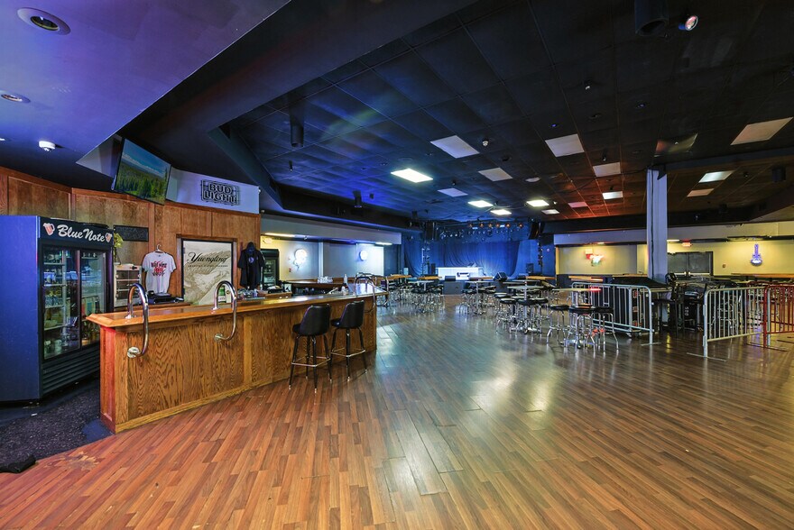 More Photos Of 9660 Dry Fork Rd, Harrison Theater Concert Hall For Sale