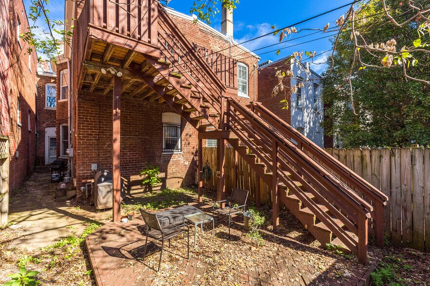 More Photos Of 1623 W Grace St, Richmond Apartments For Sale