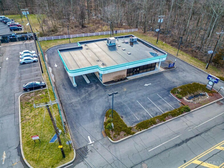 More Photos Of 1060 Aaron Rd, North Brunswick Bank For Sale