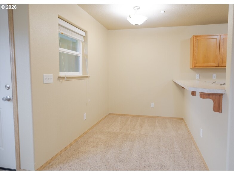 More Photos Of 2037 SE Huckleberry Ave, Warrenton Apartments For Sale