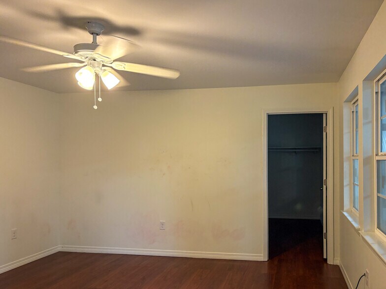 More Photos Of 725 Cardinal Cir, Summerdale Industrial For Lease