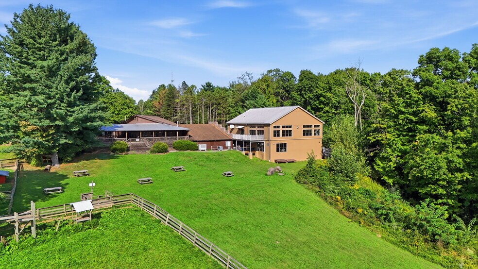 More Photos Of 2637 S Cleveland Massillon Rd, Barberton Winery Vineyard For Sale
