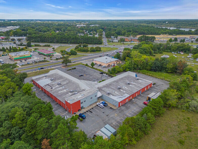 More Photos Of 781 Brick Blvd, Brick General Retail For Lease